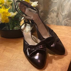 Vintage 40’s - 50’s I.Miller sling back heels sz 9.5 zipper bow